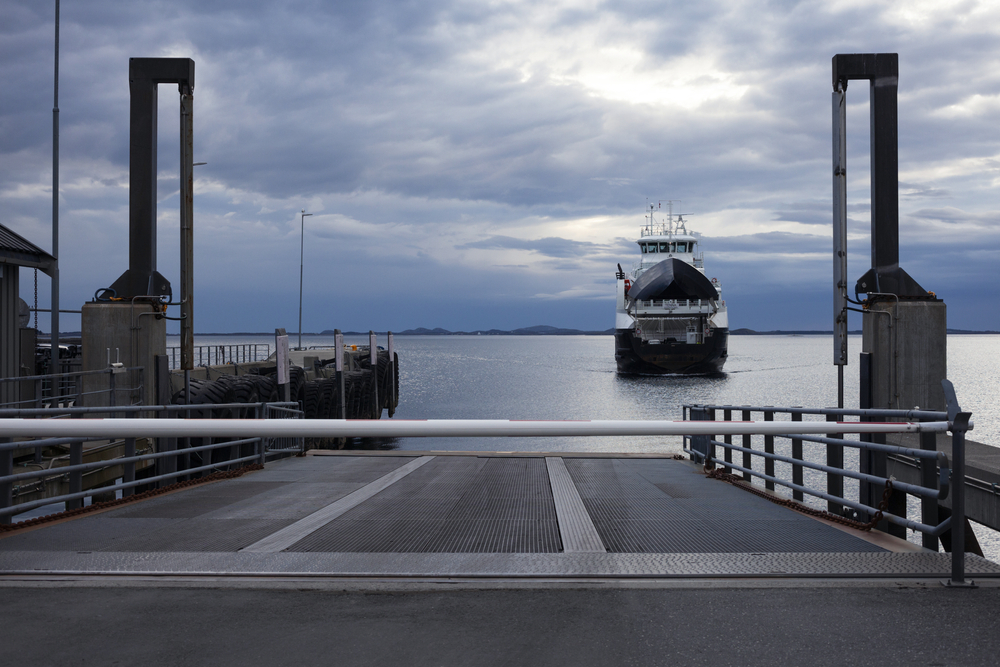 shutterstock_1812797269_Sovik_ferry
